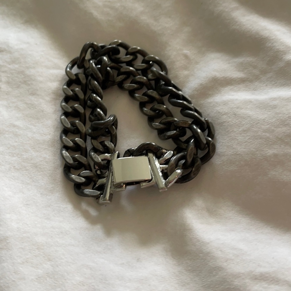 Stella & Dot gunmetal chunky bracelet